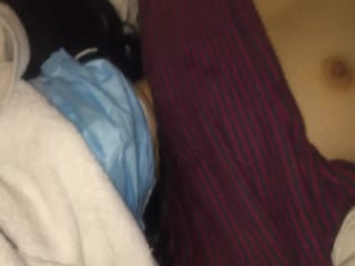 A sexy and beautiful girl at a high-end club got drunk at a dinner party and was taken to a room by her supervisor, who tore her stockings and tied her up for sex. All the props were used, and she finally woke up. Mandarin!