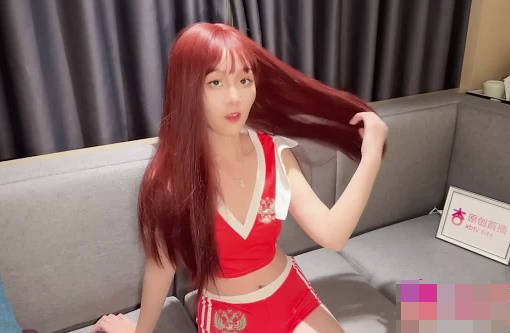 Xingba Original・Online appointment with a slutty female soccer friend to watch the World Cup - Meijiang