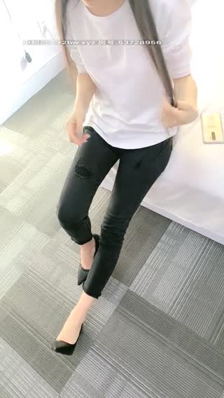 2020,12,23‖Hotel‖White long sleeves and black jeans‖No silk high heels‖Explosive fuck and creampie slut_T
