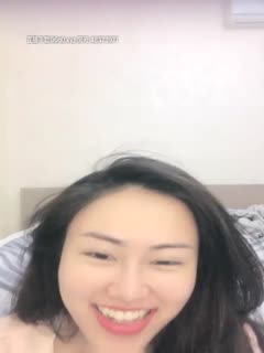 High-value sister black silk high heels temptation, open the underwear to touch the big ass and twist the fat pussy tempting, very tempting like don't miss it