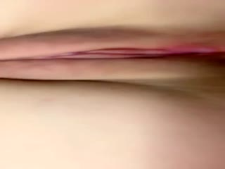 Super pink and tender, hairless and beautiful pussy legs. Today, my fuck buddy is back. The big black bull masturbates and fucks again. He lifts his ass and takes off his underwear to vibrate the pink pussy and ooze white juice. He licks the dick and fucks the pink pussy from the first-person perspective