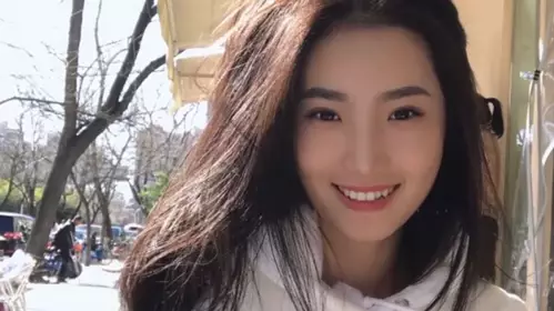 Yaoyao, a young model from Beijing, has naked sex with her boyfriend in the kitchen while cooking and having her pussy played with. It seems that she has good cooking skills.