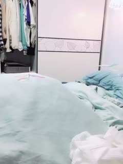 [ Meow Meow is a Cat] Top short-haired dimple beauty, small vest flesh-colored stockings stroking beautiful buttocks, half-taken off black stockings spread open tender pussy