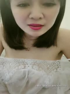 ❤Auntie with big breasts❤: The more you touch me like this, the bigger your breasts become. I have secreted so much vaginal fluid and it’s so itchy, son, son, you are so good at licking. Mommy’s pussy is so itchy now, mommy wants to orgasm!