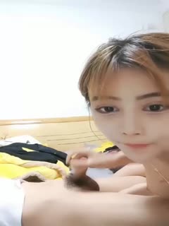 Slutty E-cup newcomer Yangyang high-value tattooed cute girl masturbates, masturbates to make her pussy wet and then lets