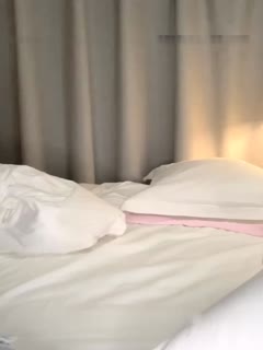 Brother and sister born in 2000 wear white stockings and high heels, riding on the body and cumming out