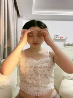 Super pure school beauty - Xia Tian in Xia ❤️, her beauty and figure make people drool, her voice is gentle and listening to her chat makes you feel relaxed, it's so beautiful when her breasts are touched and her hair is exposed!