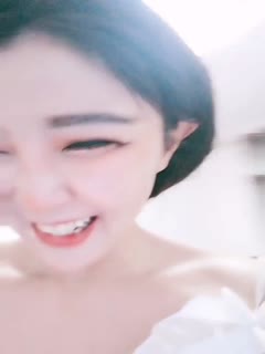 Super high-looking girlfriend shows her perfect face and deep throats a big cock. She looks seductive. She has sex without a condom and cums outside the body in a few strokes. Close-up of butterfly pussy