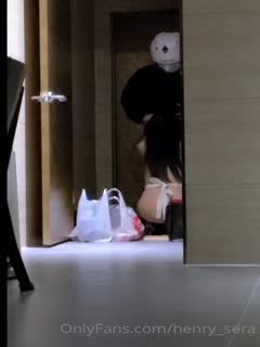 ✿Lush greenery✿The Green Wife Master records the best lustful and delicate wife▌Henry and his wife▌Bloody naked temptation to take takeaway and seduce the rider to blowjob and collect semen before letting him leave