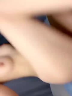 [Super pink and tender, hairless and beautiful pussy and legs] Today my fuck buddy is back, the big black bull masturbates and fucks again, lifts up his ass and takes off his underwear to vibrate the pink pussy and produce white juice, licks the dick and fucks the pink pussy from the first-person perspective