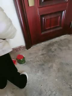 2021_12_2, [Specializing in good women], a guy made an appointment with a married woman, the sister's beautiful legs looked pretty good, digging and twisting her pussy to enjoy it, and then fucking her from behind and moaning and stimulating