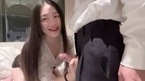 Taiwan SWAG Daisybaby big tits wife OL and her male colleague on a business trip to a hotel and got fucked