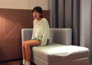 Caomei video original. The high school girl who made an appointment for 3000 has a green face but big breasts