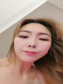 The best car model gun machine is tall and has a devilish figure, clean white tiger abalone, likes to lick the pussy, how difficult the posture is to shoot on the belly, take a shower and clean the battlefield