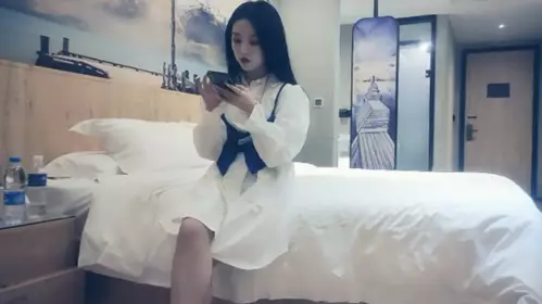 Zhao Zong Tanhua - fuck the innocent little sister in many positions, and finally deep throat her mouth and cum