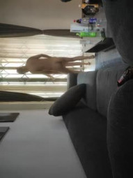 [Special appointment with the old aunt], Chenbo cannon, after the intermission, the white and tender wife was not satisfied and went directly to the balcony to dry, holding the sofa with waves constantly stimulating.