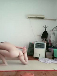 [Yoga Instructor], the best little sister exercises at home, naked demonstration of all kinds of difficult movements, beautiful whole network alone