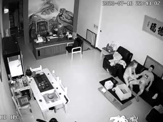 Hackers Crack Webcam Surveillance Steals Boss and Xiaomi Passionate on Sofa in the Company's Living Room