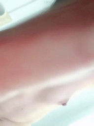 Marubeni head beautiful sister, the first angle of view finger props masturbation, and then with the little fresh meat boyfriend snapped violent pile shooting a force