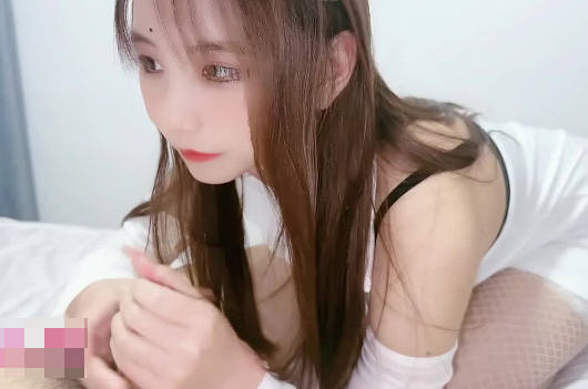 Approaching College Entrance Examination Gentle Sister Helping Brother Release Pressure-Nami