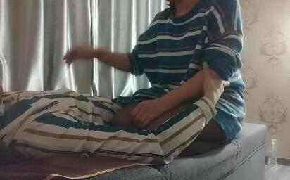 Liu Tanhua 11-12 Massage Box Operator