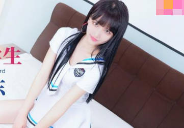 Idol Media ID5281 A slutty college girl seduces a wealthy landlord