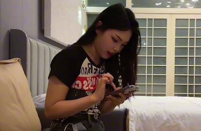 I made a date with a beautiful young girl-Yin Zhiping