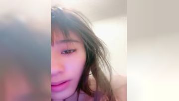 Newcomer! Fresh out of the oven~School beauties go to the sea [00s flowers] props crazy insertion! All night crazy~cock is so hard that it wants to spit fire~I'm about to faint from pleasure 5