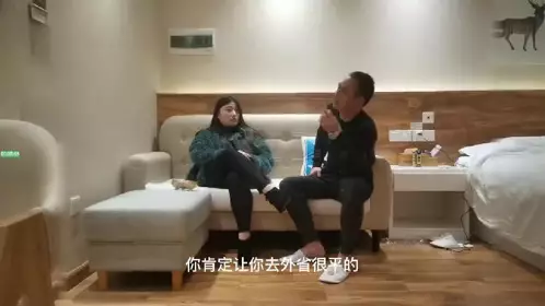 [Li Ge Tanhua] Recently, a beautiful 170cm long-legged goddess with unique features was treated roughly and finally cried. Pure desire ceiling...
