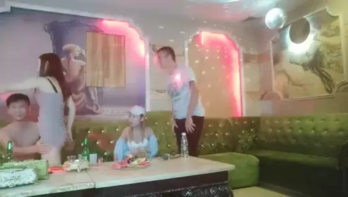 Tanhua passed through_uniform black silk temptation