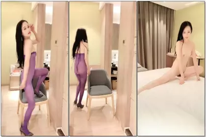 Selfie of a sexy new lady with glasses! Thin waist, big tits, slightly hairy pussy! Close-up view of pussy, crystal fake cock riding deep, rubbing clitoris is so sexy