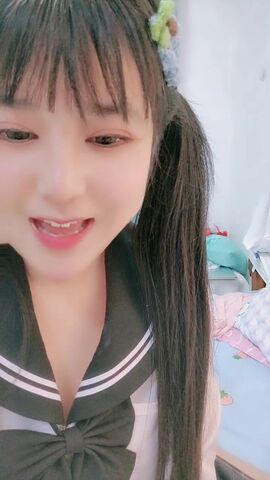 The newly-married 18-year-old little Lolita Crystal rode on the stool and masturbated and fucked her tight pussy. Her boyfriend continued to fuck her and ejaculated after a few strokes.