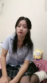 Newcomer, student, just got fucked hard, [Little Potato], the key is that she is very pretty, black silk spray, this little slut was born to do this job