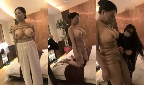 The best big breasts young woman live rope tied, take off the seductive big breasts and tie the whole body very tempting