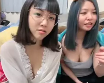 TMG115 Slutty wife fucked while on the phone Wu Wenqi