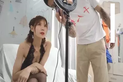 I made an appointment with a blonde girl, TP, took off her clothes, flirted with her, 69 blowjob, rode her from behind, moaned and panted, and had two shots