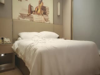 Welcome the Mid-Autumn Festival and meet a part-time junior student girl with slim pink legs and hips. Brother Ma fucks her every day and is really dedicated