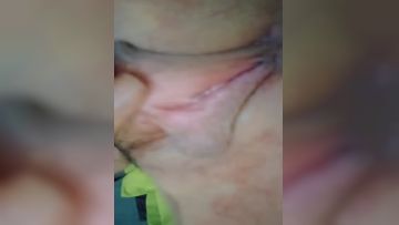 The white fox girl is cute and adorable, showing her face in a short skirt, listening to the wolf friend's instructions to take off her clothes, her breasts are well developed, and she is tempted to dance with a blind dick and spread her pussy to see the lewd water flowing, episode 04