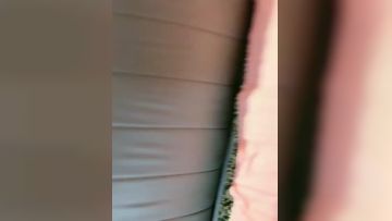 The little slut who was made comfortable by the big brother showed her face throughout the whole process and gave the big brother a blowjob and deep throat. She was really sexy, making the big brother fuck and dig and climax continuously, rubbing the slutty tits and ravaging her from the side. Episode 04