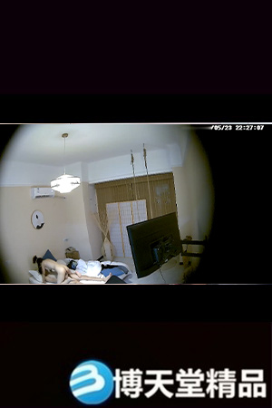 Secretly filmed young couple with peach butt girlfriend