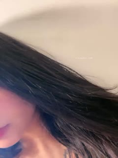 Beijing Haidian District~Best female college student~【Yves】Fat pussy, juicy~Fingering pussy makes her squirt~! Little slut, very wet, thick black pubic hair! 《1》