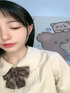 #直播_High-quality pure young girl in the beauty zone plays the big turntable, lifting her short skirt, black stockings and fat buttocks, not wearing underwear, super tender pussy, small scale temptation