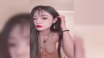 The wife and sister-in-law are exciting and exciting. They lick the cock together, one sucks the cock and the other licks the balls. They scream and interact with the wolf friends and follow their instructions. Episode 02