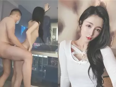 [High-value Internet celebrity] The best goddess with beautiful legs, Bing'er, see-through sex songs and dances, masturbates with props, and has sex with a rich fan in a hotel room, flirts with him in the bathtub, stands by the glass window and enters from behind -1