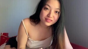 Asian college students are bored and want to be fucked during quarantine!