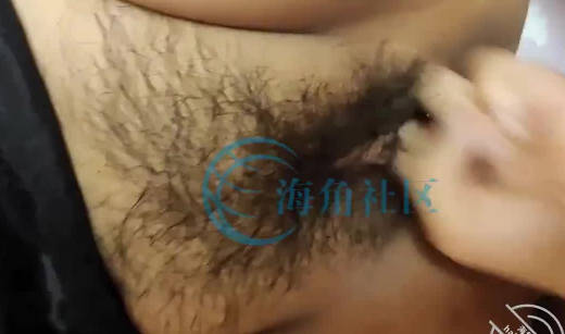 My pregnant and breastfeeding sister-in-law was squeezed by me and sprayed milk
