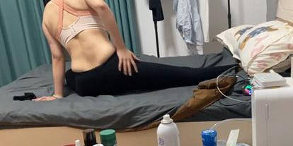 Cape Community・Mom's Yoga Curly Silk Broken Copper Penetrates the Dick and Fucks the Water Hole
