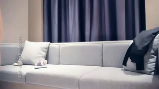 Gao Yan's little sister has a slim figure and slender legs. A horse splits abalone