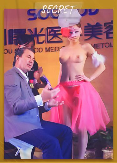Guangzhou Shuguang Medical Beauty Hospital conference experts foreigners publicly explained the professional concept model naked PFE