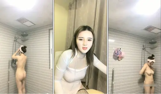 Conscience anchor, take a bath for the first time, masturbate, pee, fat buttocks, red face, coquettish stunner.